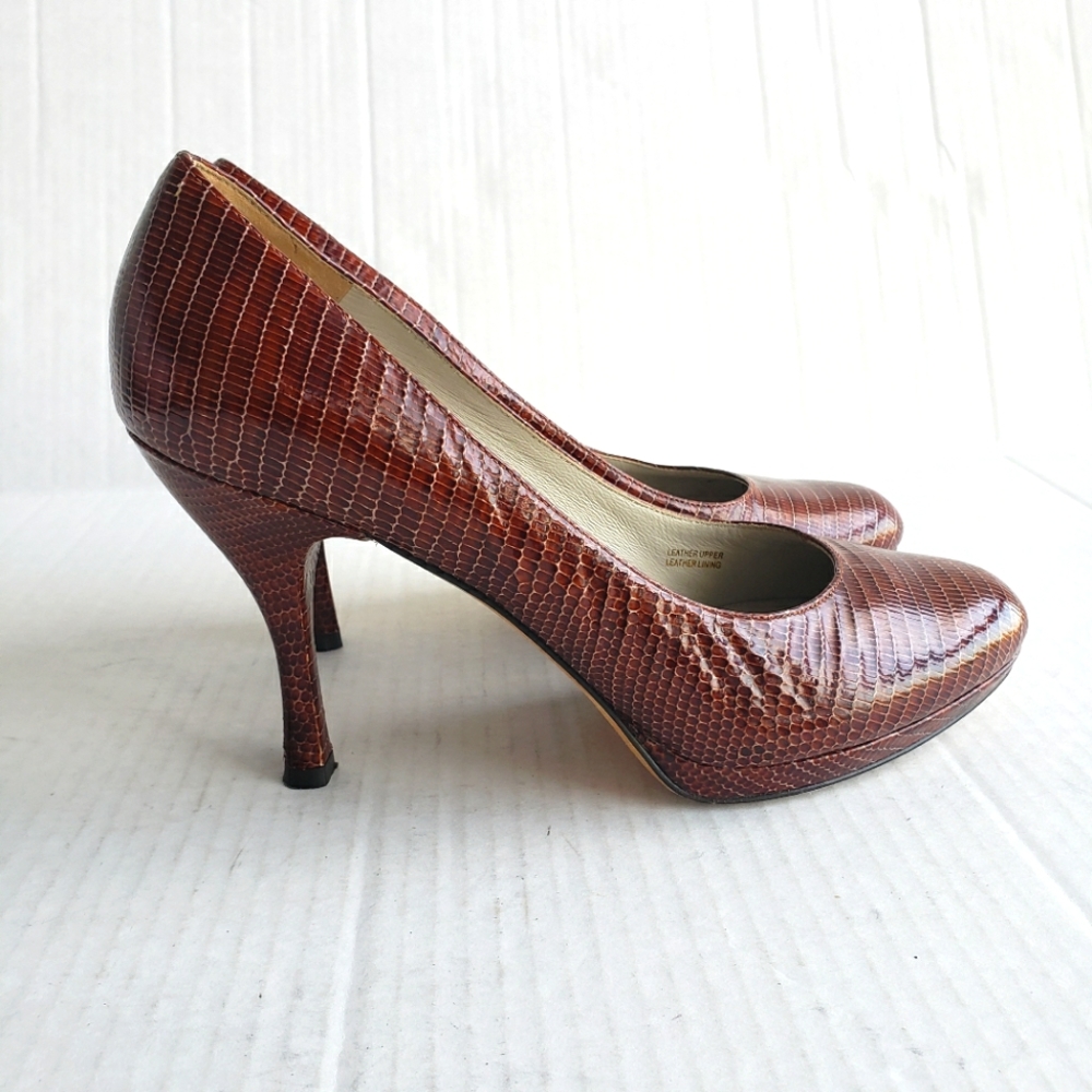 Via spiga croc leather heels size 7.5M